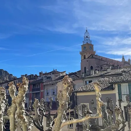 Spacieux   bohème  Appartement *